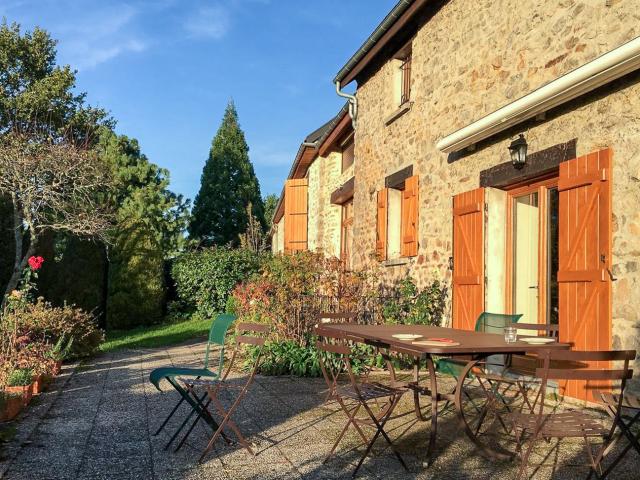 Demeure authentiques dans un havre de nature 245m² Avallon
