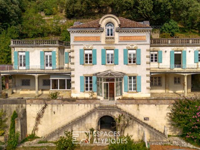 Demeure bourgeoise emblématique de la cité thermale de Vals. 387m² Vals les Bains