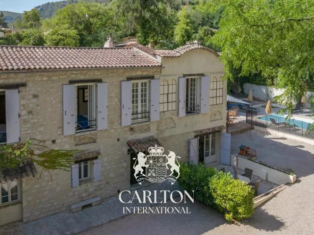 Demeure du 18 iéme sciecle à pied du village de La Colle sur. 235m² La Colle sur Loup