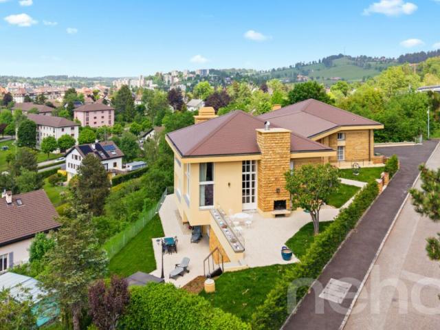 Demeure de maître de 480m² avec appartement de rendement