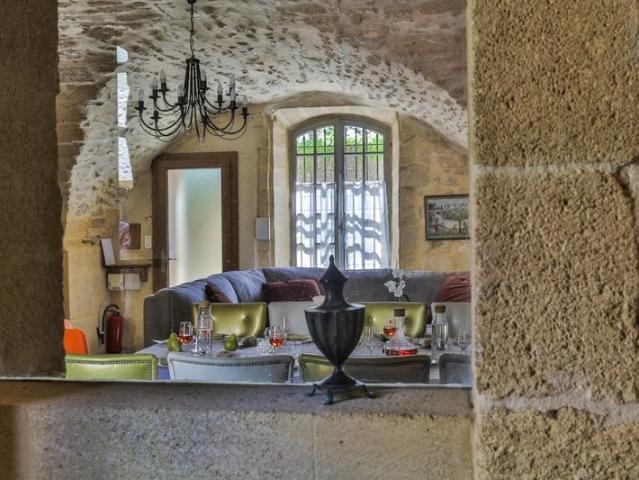 ✨Demeure de caractère avec jardin clos, piscine et dépendanc. 596m² Uzès