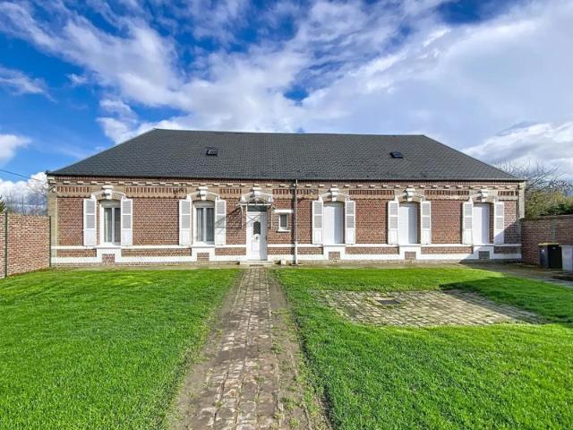 Demeure de 140m2 de plain pied 4 chambres, jardin