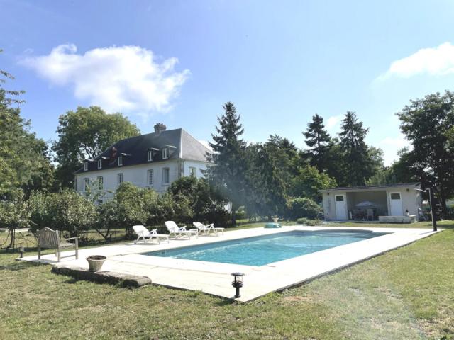 Demeure d'exception 11 pièces et plus de 2 hectares de parc