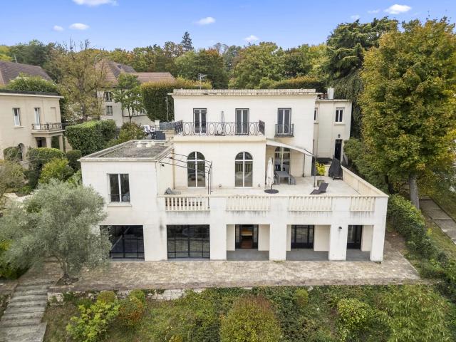 Demeure d'exception 565m2 Limite St Germain