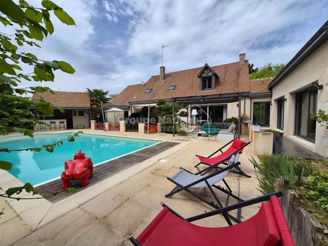 Demeure d'Exception à Vendre à 20km de Tours 7 Pièces, 286. 286m² Monts