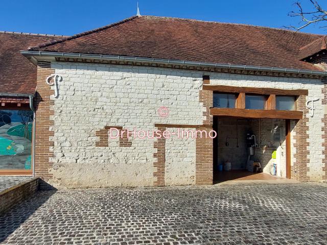 DEMEURE EN PIERRE