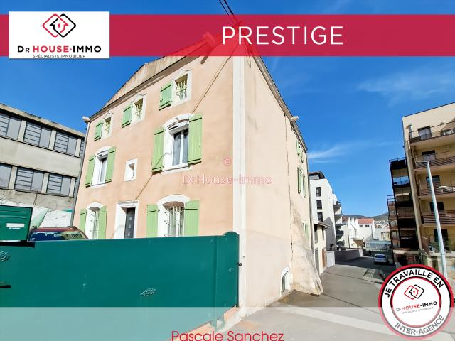 Demeure familiale de 6 chambres avec jardin, stationnement et cave à Clermont Ferrand