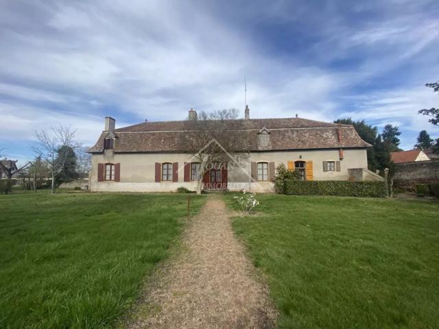 DEMEURE PIERREFITTE SUR LOIRE