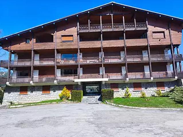 Demi Quartier 74120 Achat / Vente appartement 1 pièce t1 au dernier étage