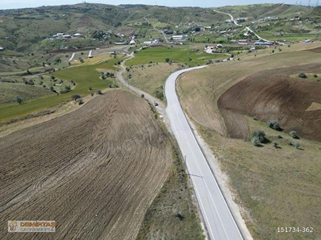 DEMİRTAŞ'DAN KÖPRÜ MEVKİNDE ASFALTA CEPHE KUPON HİSSE