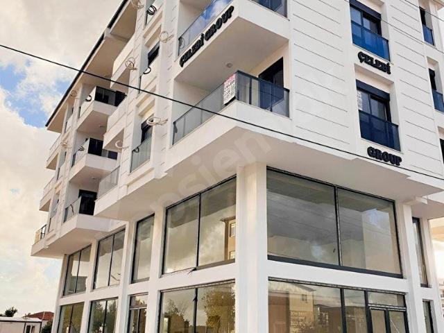 DEMİREL MAH. 428 M2 CADDE ÜZERİ LİSE KARŞI KÖŞE KİRALIK DÜKKAN