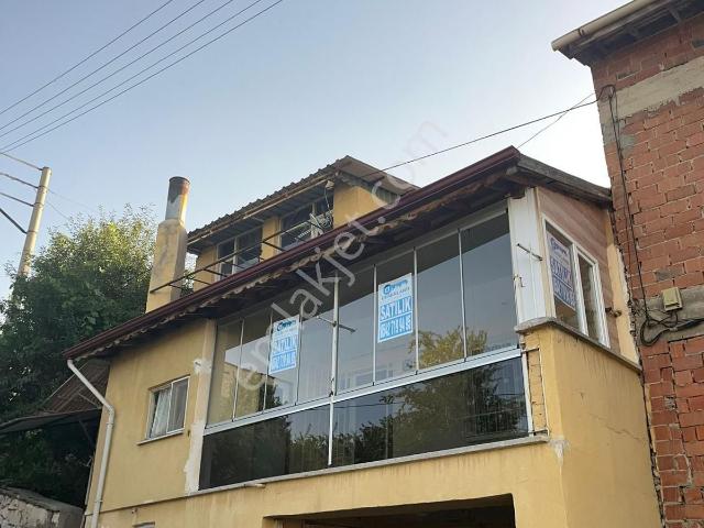 Demirland Gayrimenkul'den Satılık Sazak Mevkisinde Müstakil Bahçeli Ev