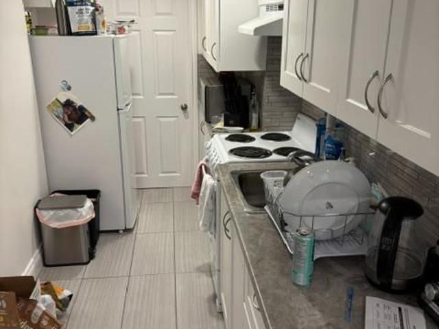 Demi sous sol 3½ rénové dans Rosemont