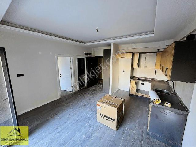 Demir Gyo Hastahane Karşısı 1+1 Sıfır Kiralık Eşyalı Daire