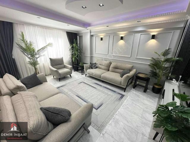 Demir İnşaat Esentepe Mh 5+2 Bağımsız Girişli 235m² Lüx Dublex