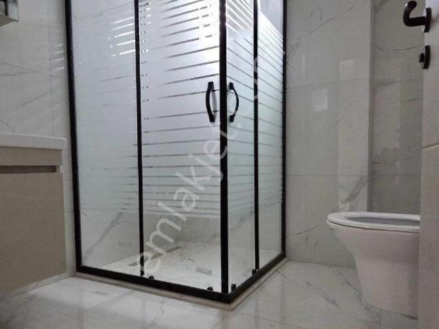 Demirel Mahallesinde Yüksek Giriş 1+1. 65m² Ayrı Mutfaklı Sıfır