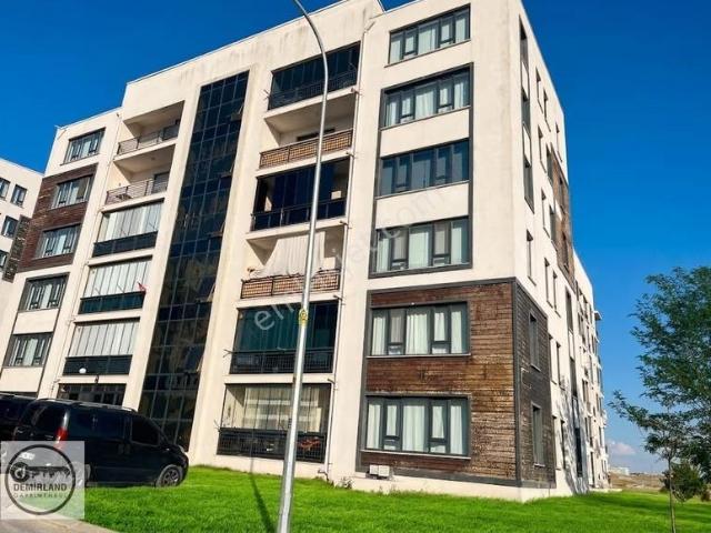 Demirland'dan Satılık 1453 Toki Konutlarında 2+1 Ara Kat Daire
