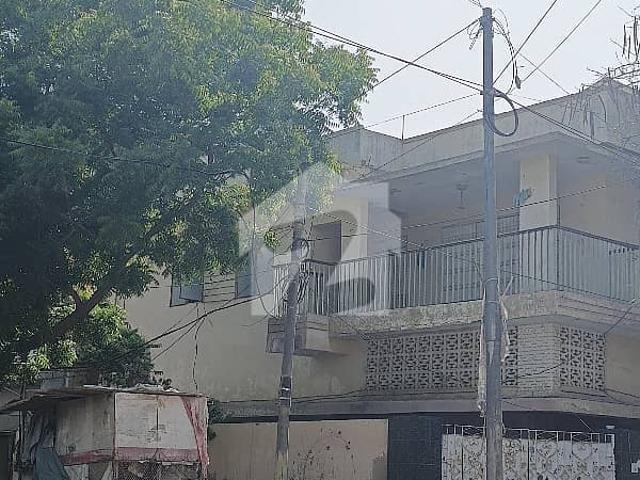 Demolish corner house for sale