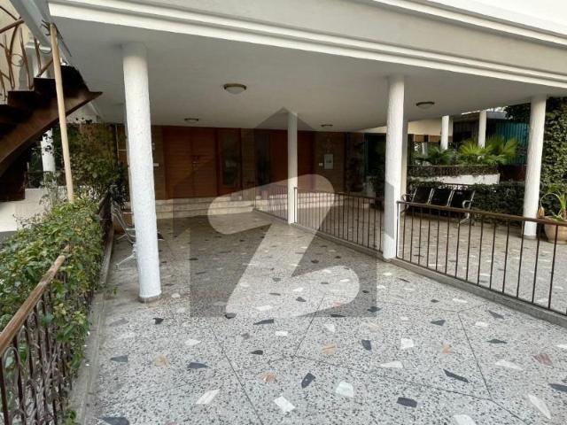 Demolishable House For Sale F 8