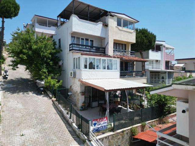 Denız Manzaralı 3 Oda 2 Salon Bahçelı Dubleks