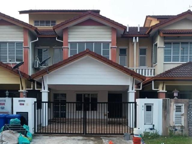 Denai Alam Delinia