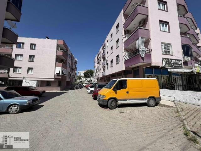 Denge'den Buca Fırat Mahde Merkezde Otoparklı Geniş 3+1