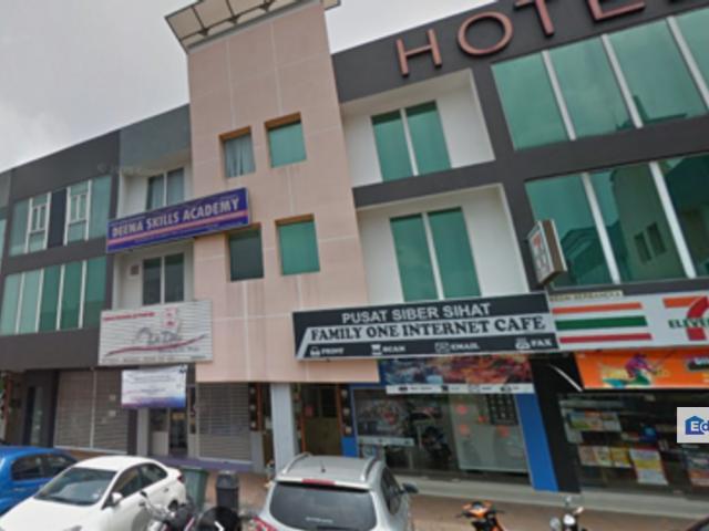 DENGKIL CENTRE POINT
