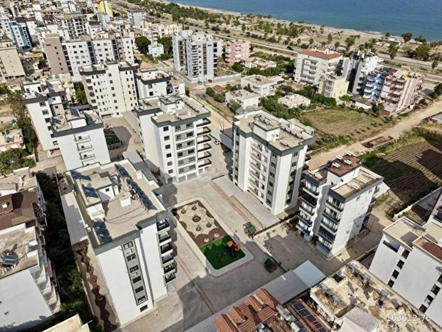 DENİZ MANZARALI EBEVEYN BANYOLU SİTE İÇİ GENİŞ 2+1