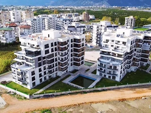 DENİZ MANZARALI SOSYAL DONATILI SİTE İÇİ SATILIK LÜKS 1+1 DAİRE
