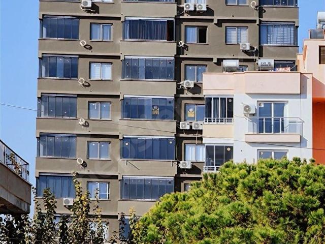 FIRSAT DAİRE, DENİZ MANZARALI 30 METREKARE GENİŞ TERASLI İSKANLI