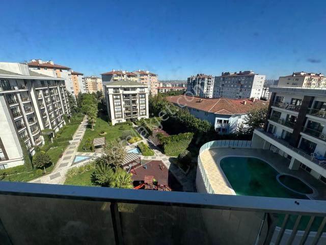 Golden Emlaktan 80 M2 Hazal Resıdence 1+1 Kiralık Boş Daire