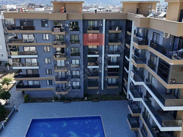 DENİZE ÇOK YAKIN HAVUZLU SİTE KİRALIK 1+1