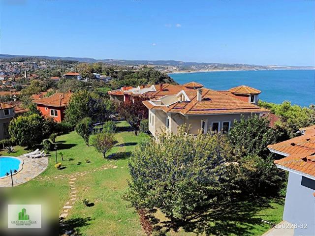 DENİZE 300M UZAKLIKTA 4 KATLI 420 M2 SÜPER LÜKS SATILIK VİLLALAR