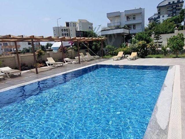 DENİZE 600 METRE UZUN DONEM KİRALİK DENİZ VE HAVUZ MANZARALİ