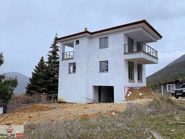 Denizli Pamukkale Cankurtaran'da 4+1 Sıfır Villa
