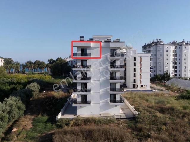 Deniz Ve Doğa Manzaralı Satılık 2+1 Daire