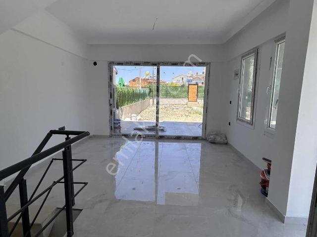 Deniz Ve Doğa Manzaralı Villa