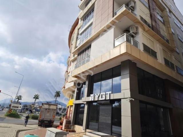 Deniz Yolu Girişinde Kiralık 3+1 Eşyalı/eşyasız Daire
