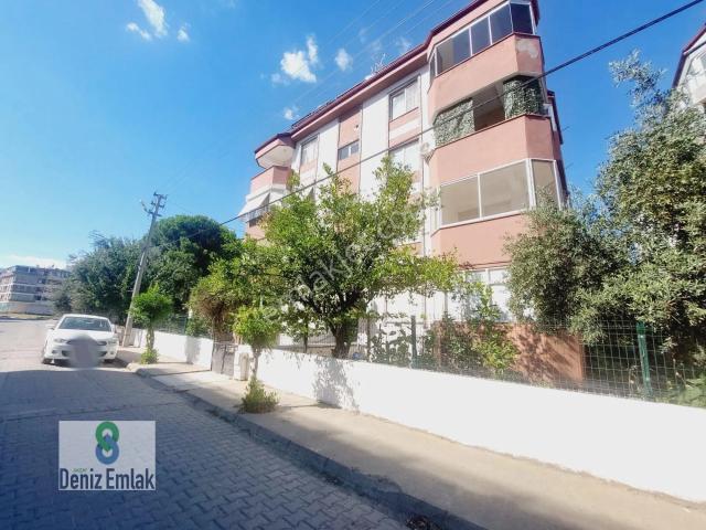 ∞ Deniz Den ∞akçay Altınkum'da Ferah Balkonlu Satılık 2+1 Daire