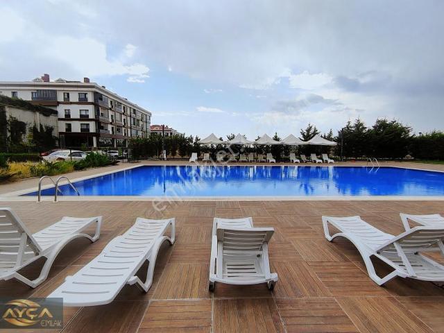 Deniz,şehir Ve Doğa Manzaralı Ayçadan Kiralık 1+1 Eşyalı Daire