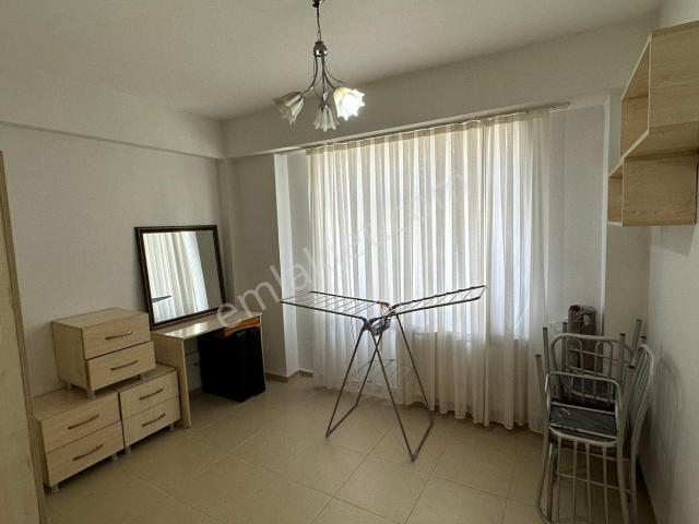 Deniz Gayrimenkul’den Şair Nabide Kiralık 2+0 Ful Eşyalı Ara Kat Daire