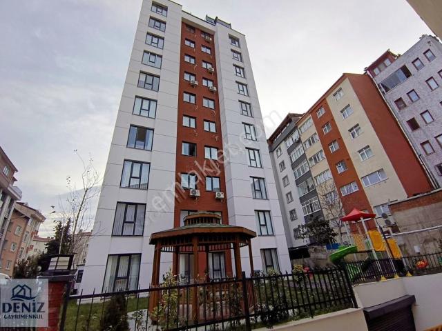 Deniz Gayrimenkulden Butik Site Metro 200 Mt K.otopark 2+1 85m2