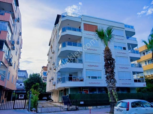 Konyaaltı Liman Mahallesinde Deniz Manzaralı 5+1 Daire