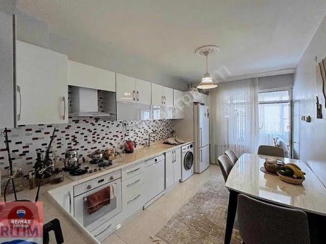 Deniz Manzaralı Ferah Satılık Daire