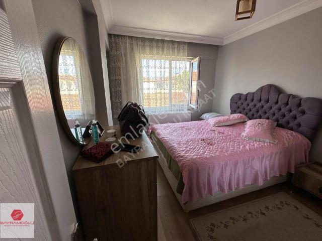 Deniz Manzaralı Full Eşyalı Geniş Köşe Daire