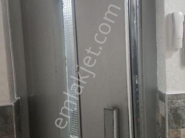 Mezitli'de Deniz Manzaralı Merkezi Lokasyonda Daire