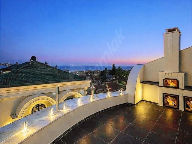 Deniz Manzaralı Havuzlu 6+3 Lüks Villa
