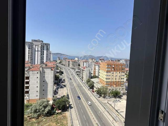 Deniz Manzaralı Kiralık 2+1 Daire referans Kartal Loca 2