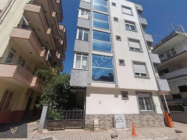 Deniz Mahallesinde Eşyalı Kiralı 2+1 Bahçe Katı | Vega Invest |