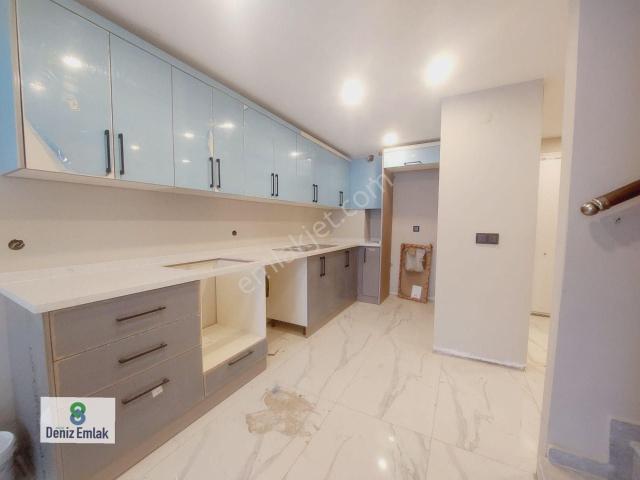 Denizden Akçayda Yeni Binada Asansörlü Satılık 2+1 Dubleks Daire